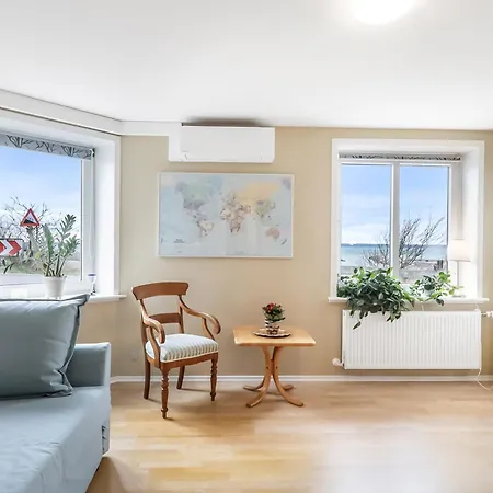 Strandhuset Bed & Breakfast *